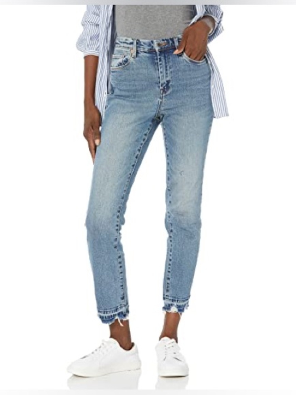 BLANKNYC Lightly Distressed Cropped Jeans